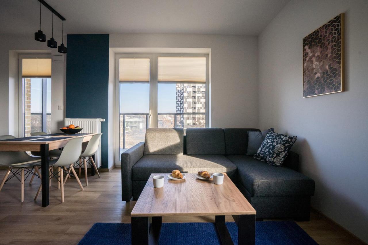 Bizapartments - Modern Flats With Parking *