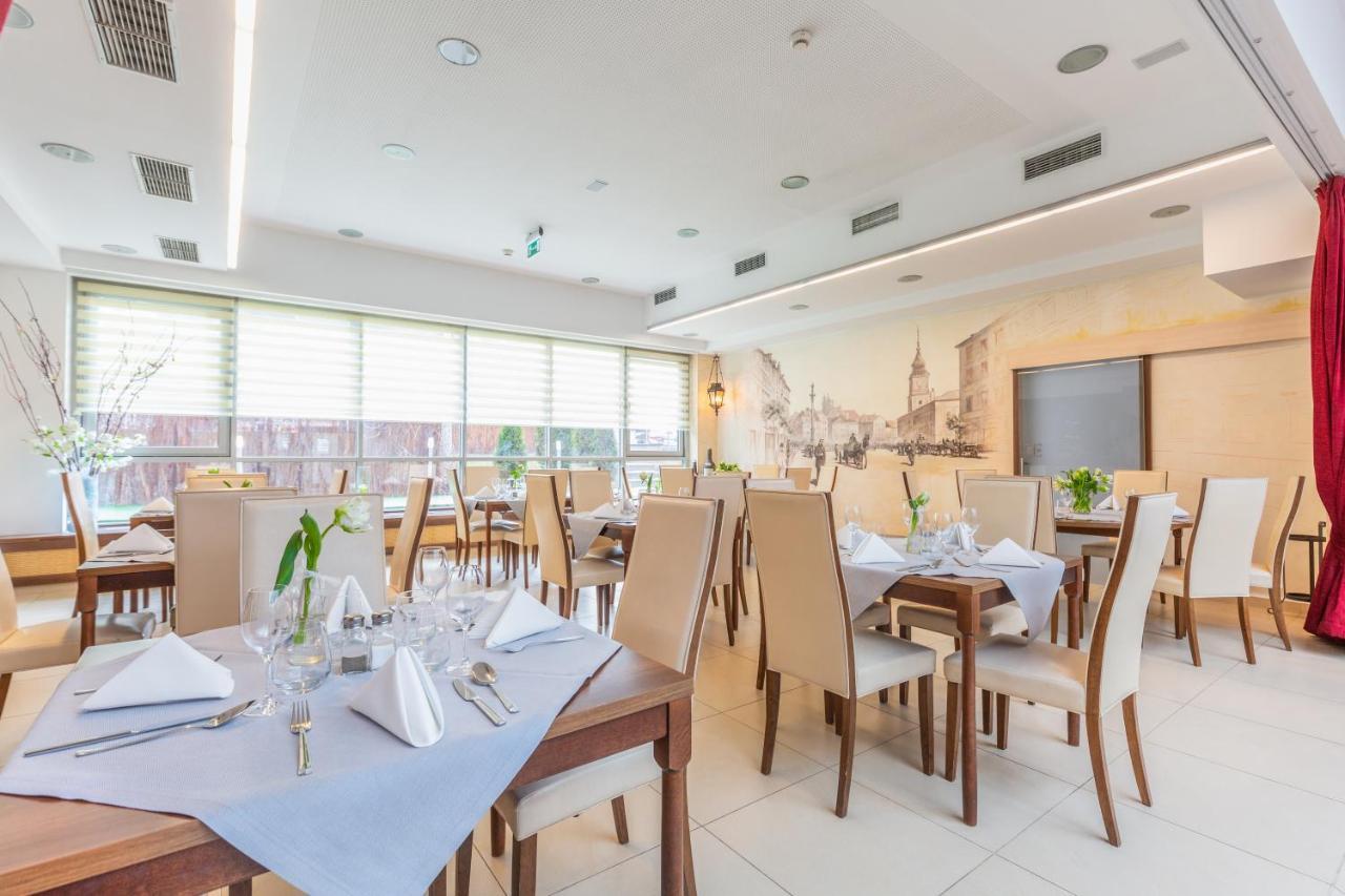 Hotel Poleczki Airport 3*