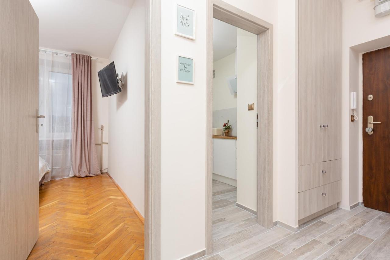 Center Elektoralna By Renters