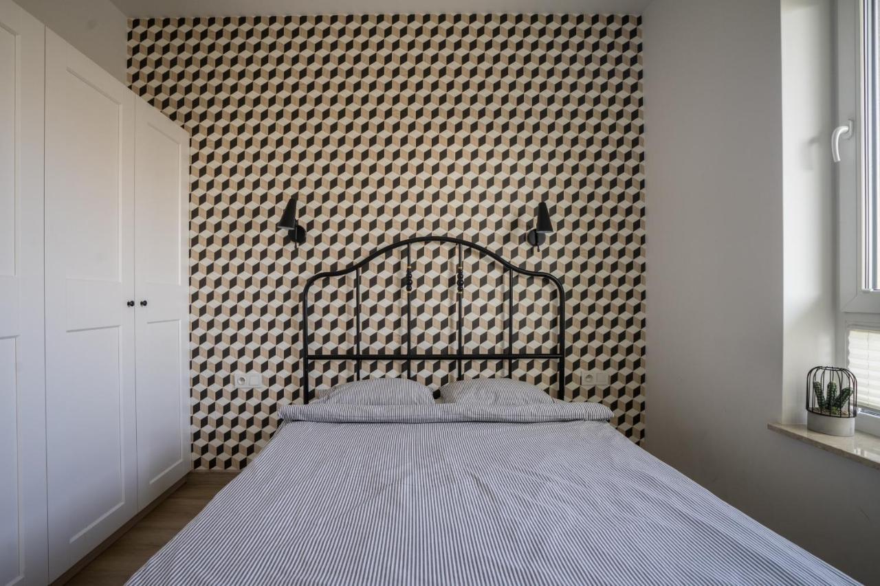 Bizapartments - Modern Flats With Parking