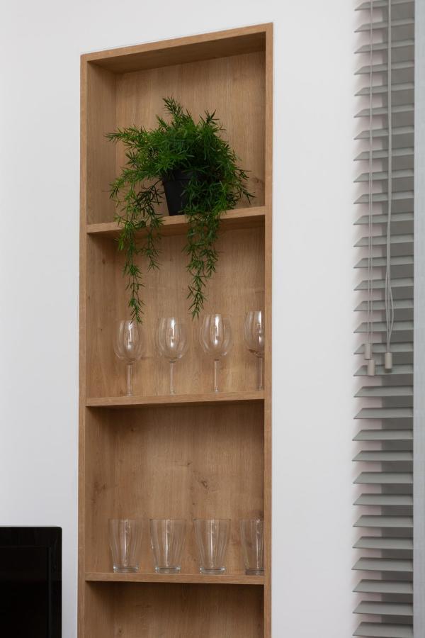 Center Mezzanine Chmielna By Renters Warszawa