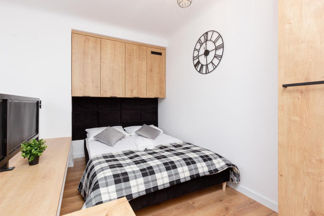 Center Mezzanine Chmielna By Renters Apartament *