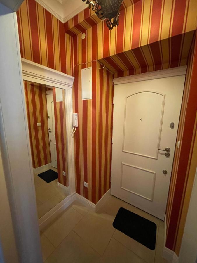 Poznanska Street Apartment Warsaw