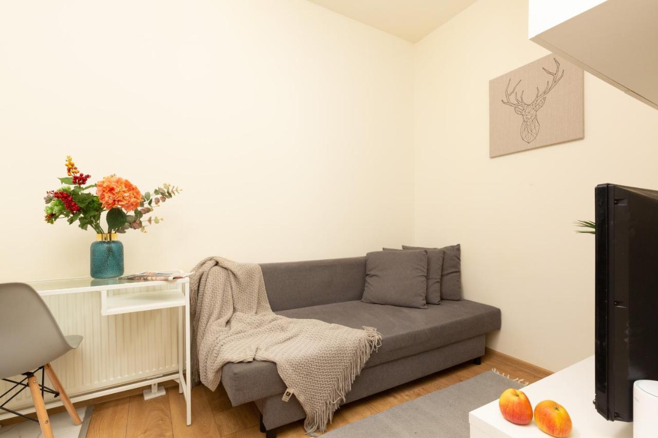 Micro Miaczynska By Renters * Warsaw