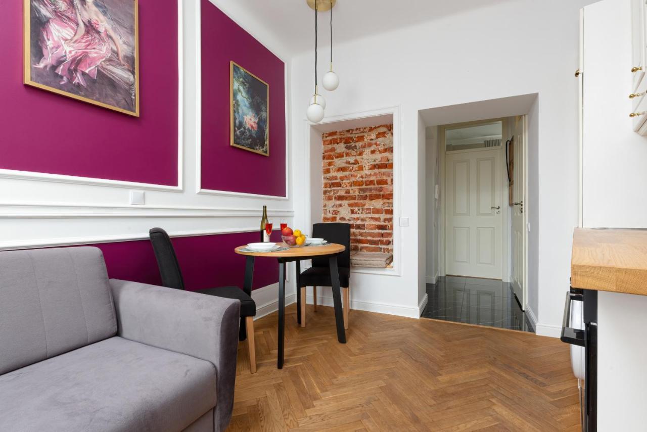 Przy Placu Zamkowym By Renters Apartment Warsaw