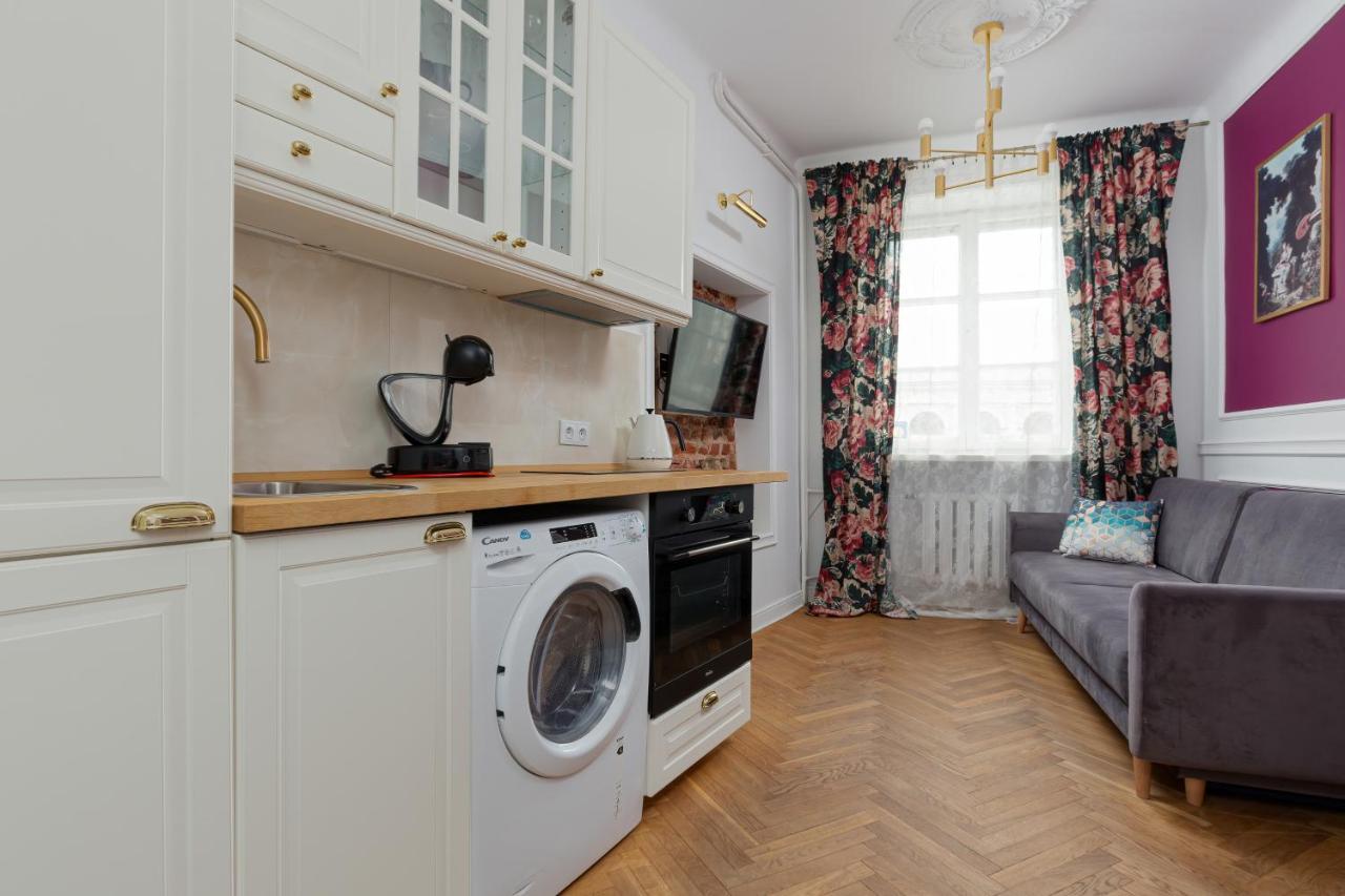 Apartment Przy Placu Zamkowym By Renters Warsaw