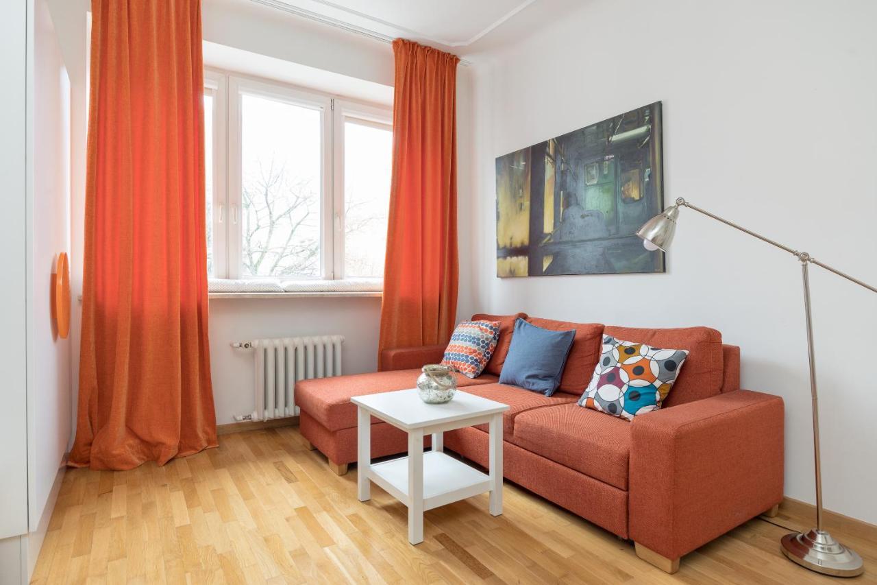 Orange Mirror Fantasious Apartment *