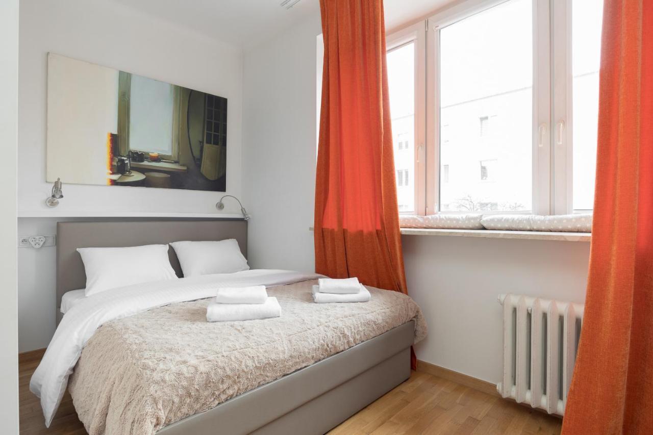 Apartment Orange Mirror Fantasious *