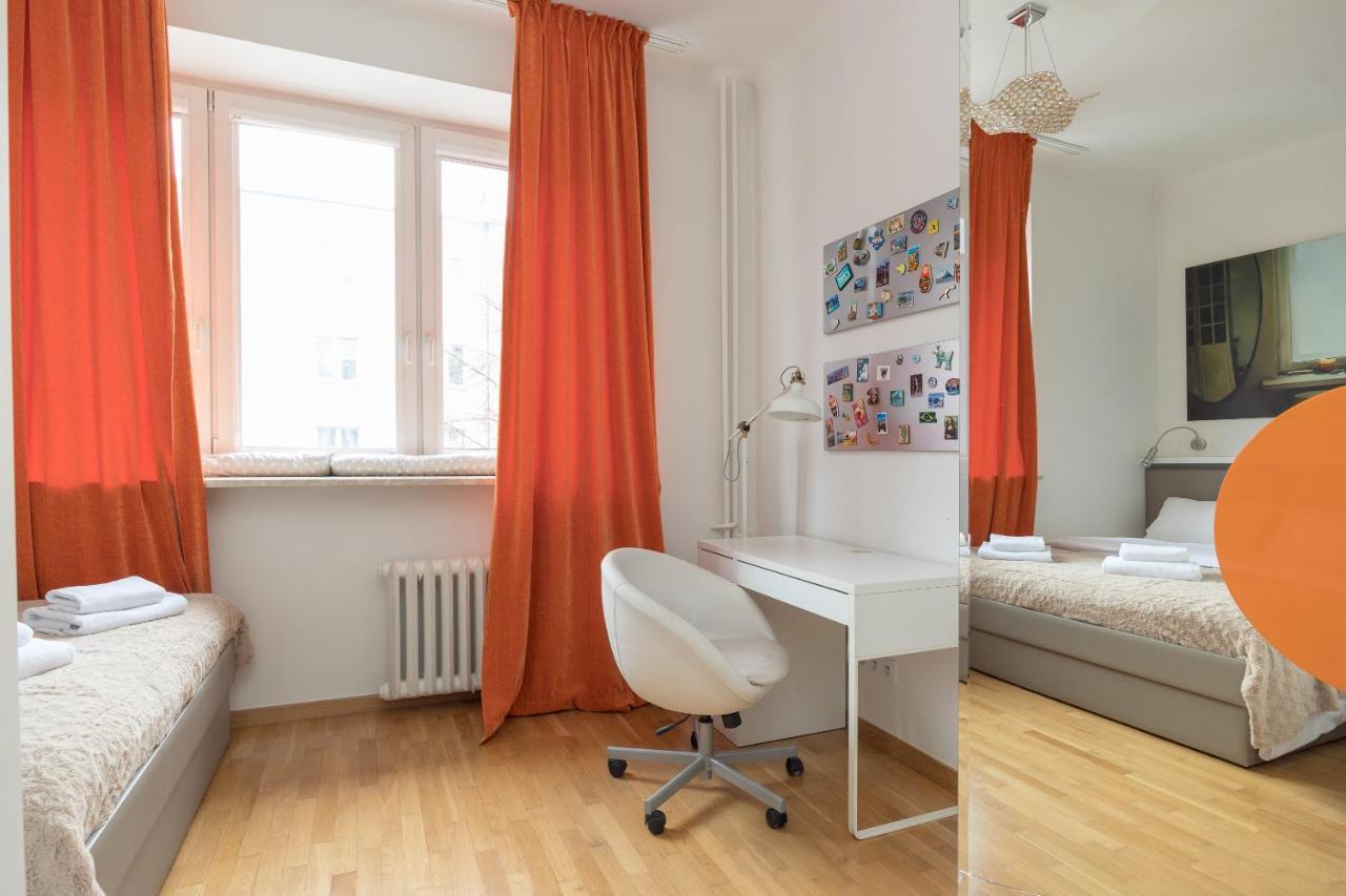 Orange Mirror Fantasious Apartment