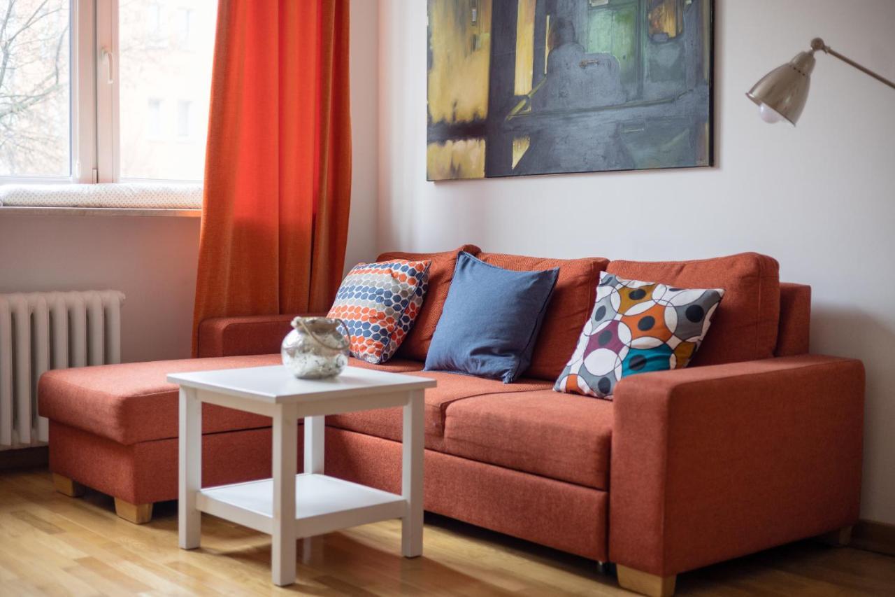 Orange Mirror Fantasious Apartment *