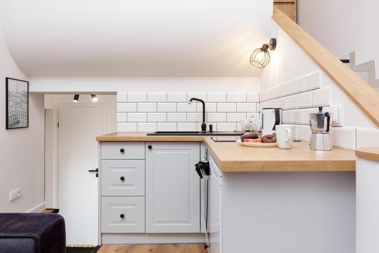 Apartament Center Mezzanine Chmielna By Renters *