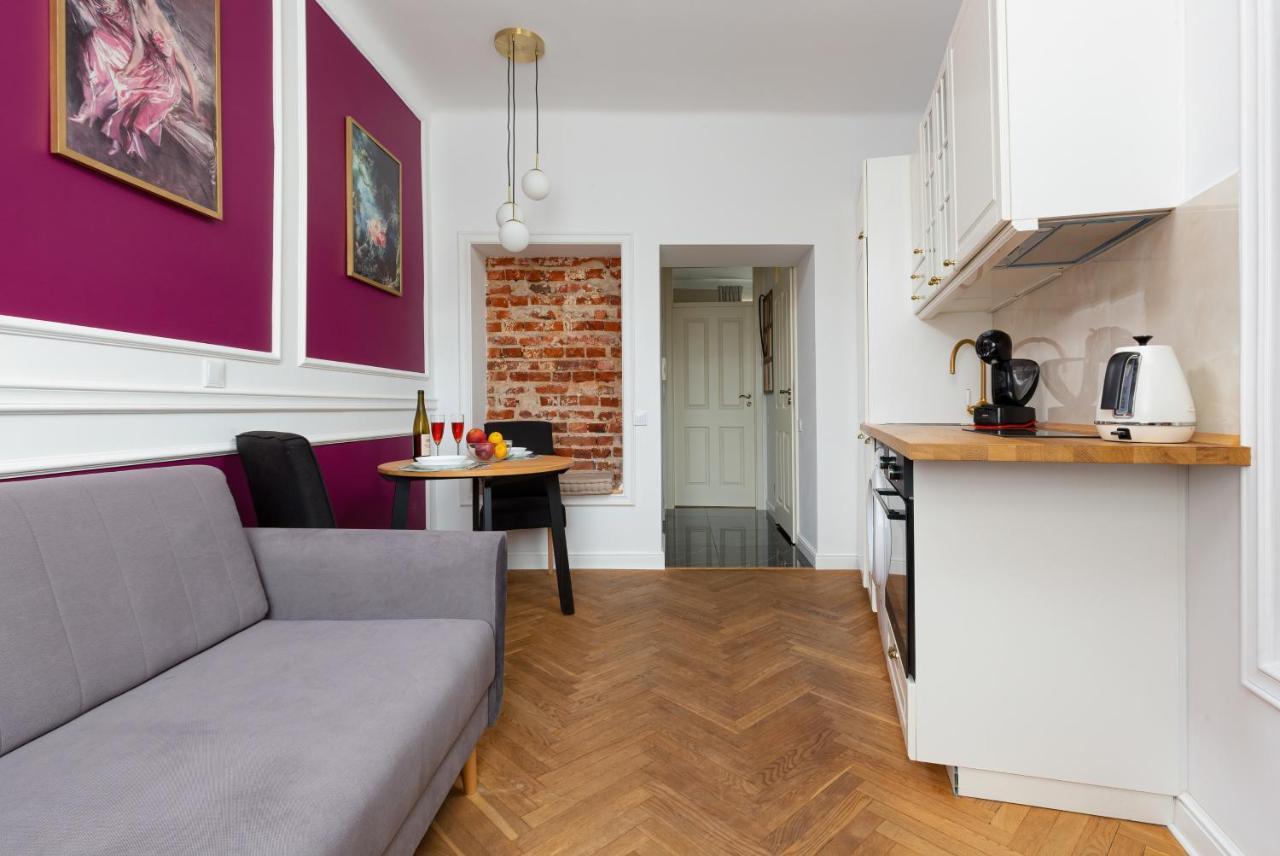 Przy Placu Zamkowym By Renters Apartment *