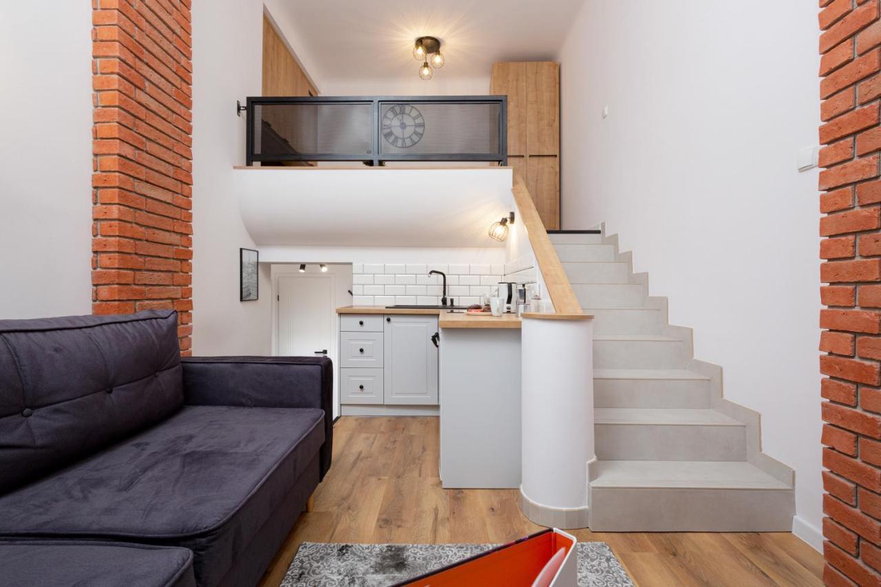 Center Mezzanine Chmielna By Renters Warszawa