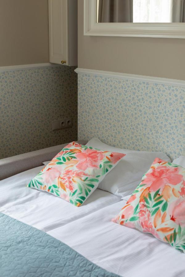 Przy Placu Zamkowym By Renters Apartment *