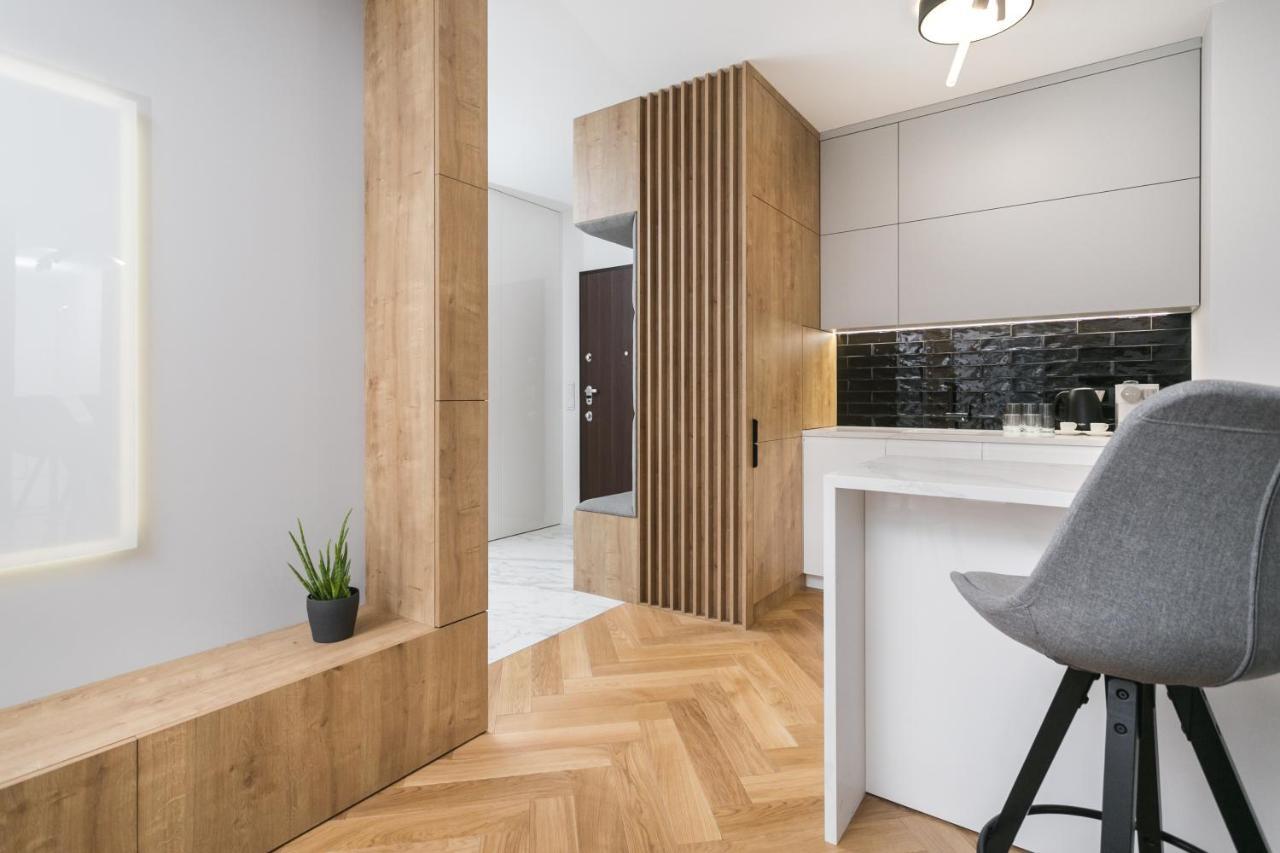 Luxury Mennica - Golden - Center Apartment Warsaw