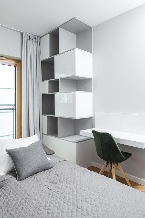 Apartment Luxury Mennica - Golden - Center