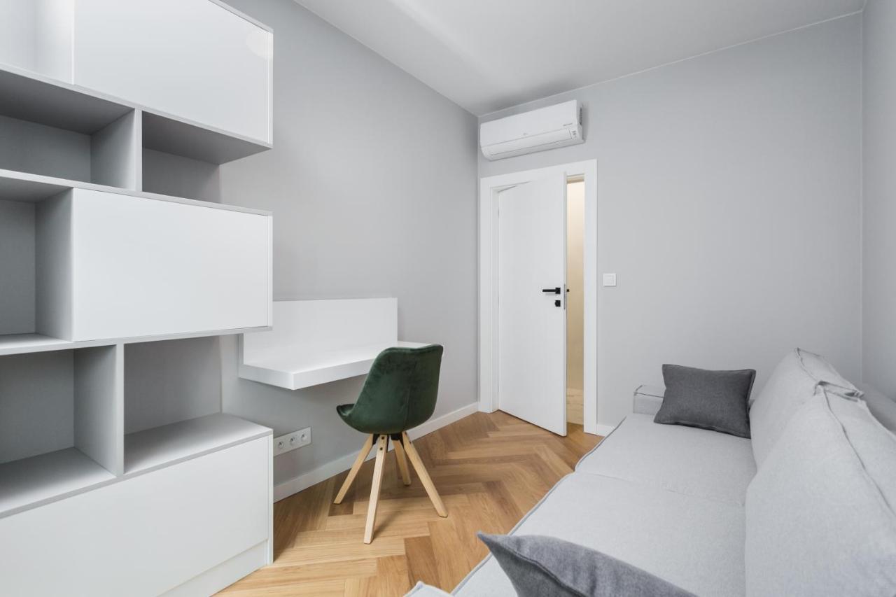 Luxury Mennica - Golden - Center Apartment