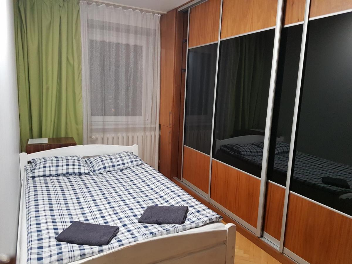Niebieski Meander Blisko Metra Nhà trọ Warsaw