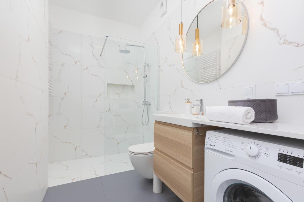 Mokotow Lux With Parking By Renters Prestige Warsaw