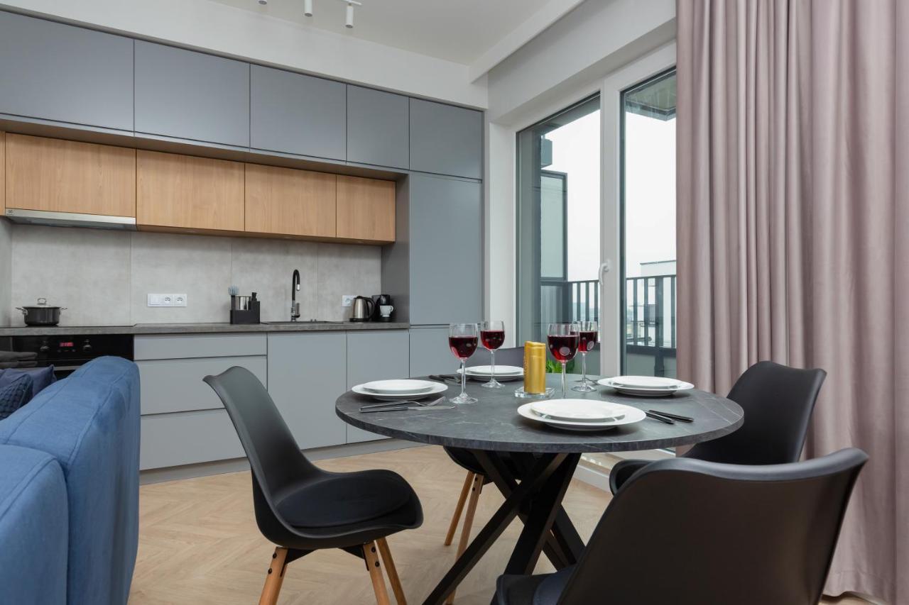 Apartment Mokotow Lux With Parking By Renters Prestige