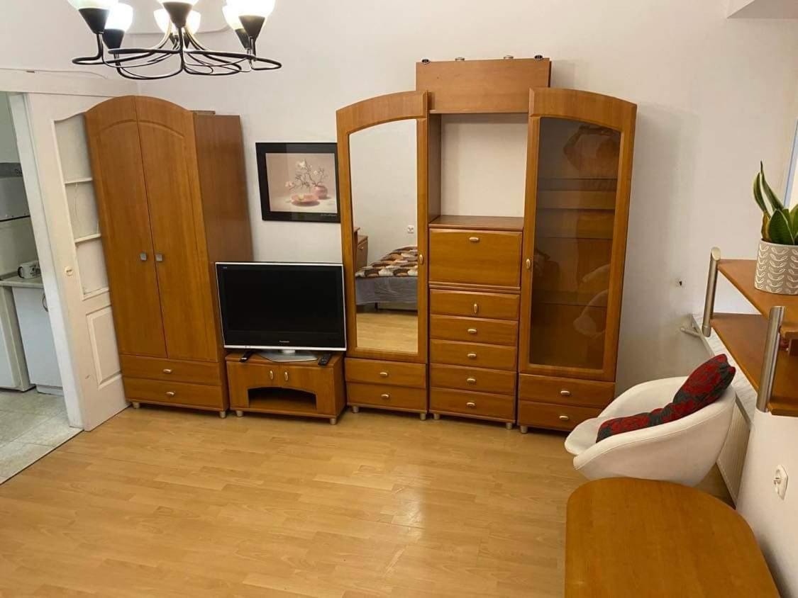 Apartament Center *