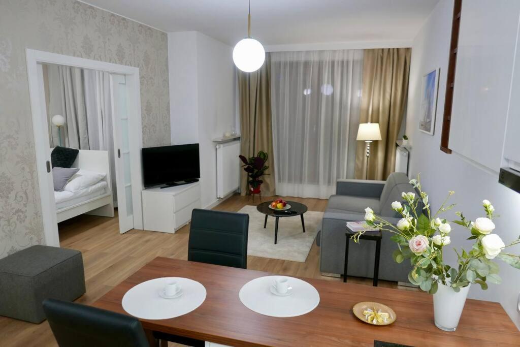 Kieslowskiego Vis-a-vis Town Hall Apartamento *