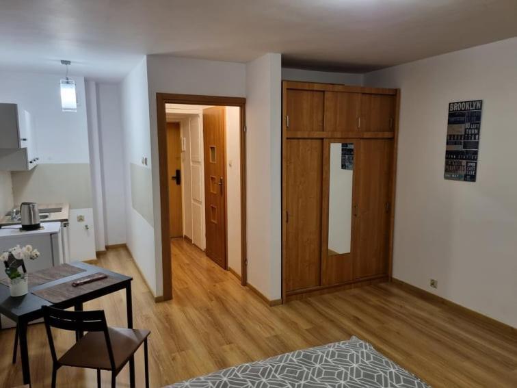 Strict Center, Wifi, Next To Railway Station, Zlote Tarasy, Pkin, Scisle Centrum Apartment *