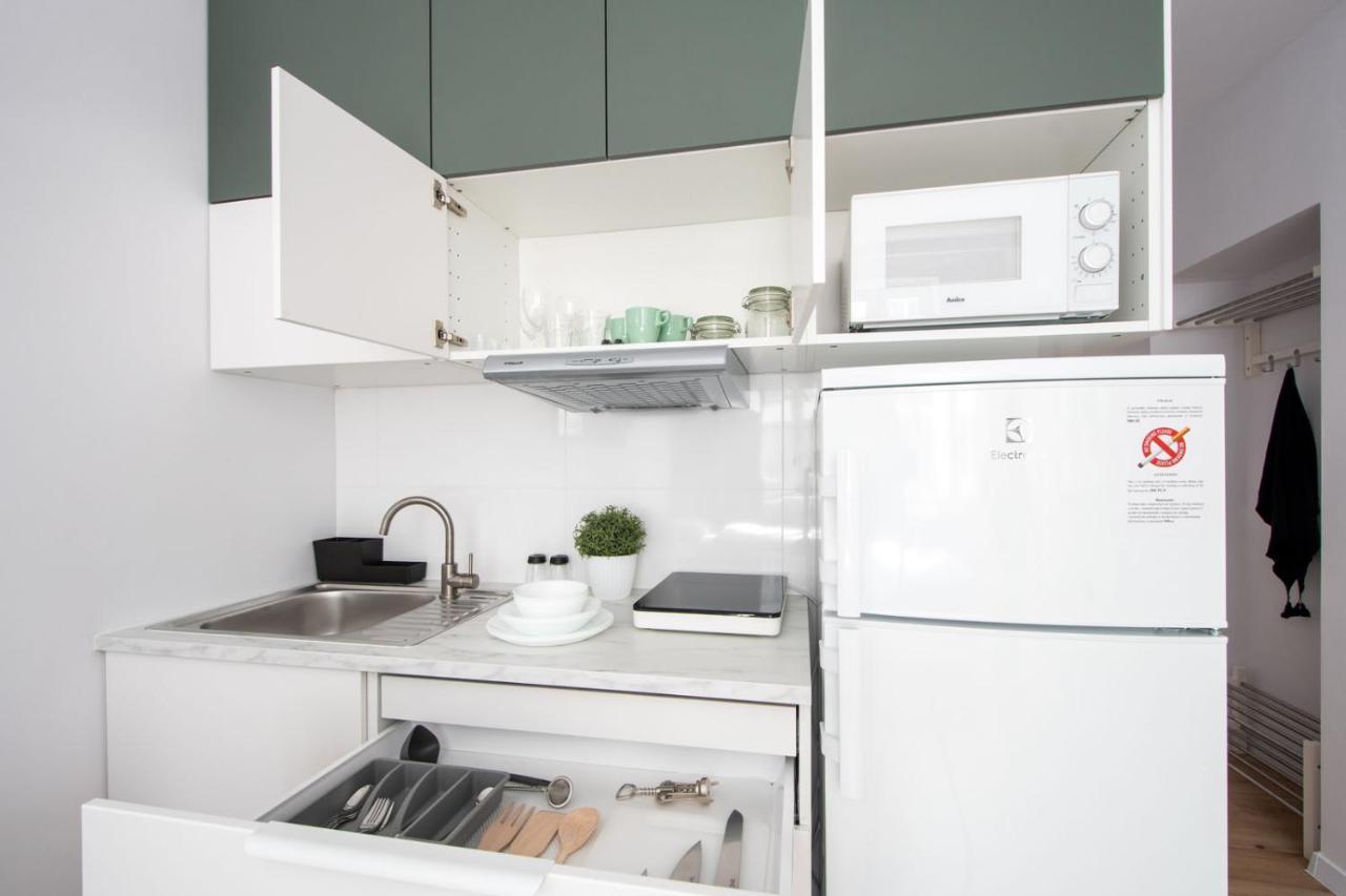 Mgr Ministudio Bitwy Warszawskiej Obok Lotnisko Apartment Warsaw