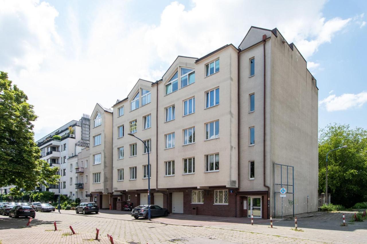 Mgr Ministudio Bitwy Warszawskiej Obok Lotnisko *