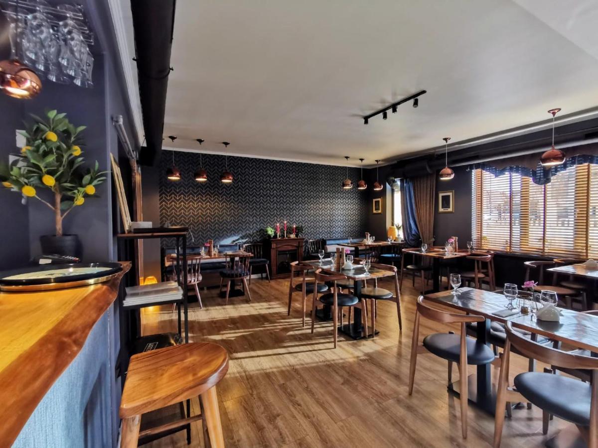 Lezzet Hotel&turkish Restaurant Warschau