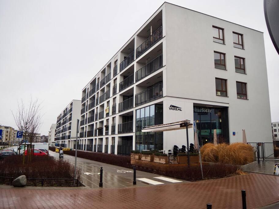 Kieslowskiego Vis-a-vis Town Hall Varsóvia