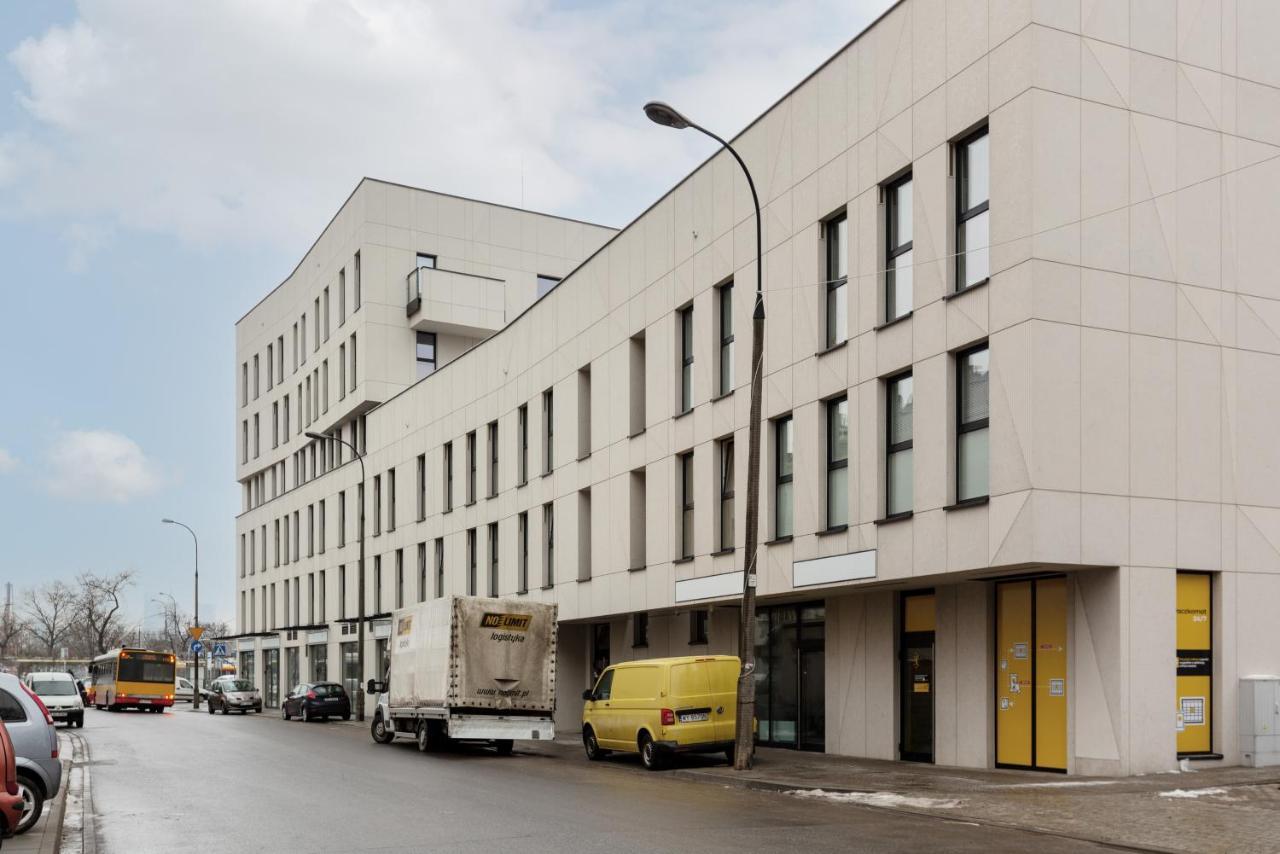 Praga Targowa By Renters * Warsaw