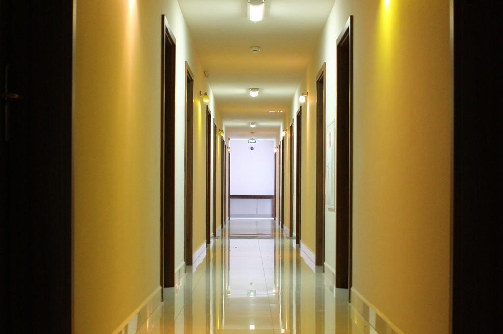 Czerniewski 3* Warsaw