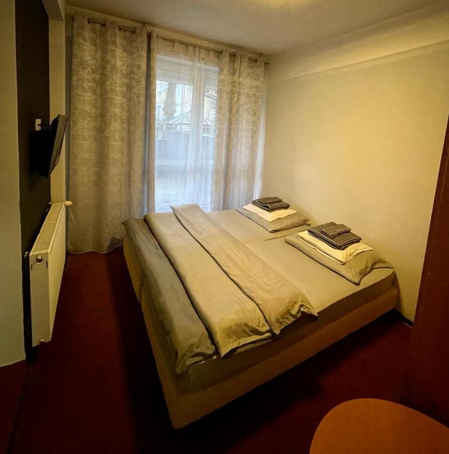 Kaskada Lomianska 33 Warsaw