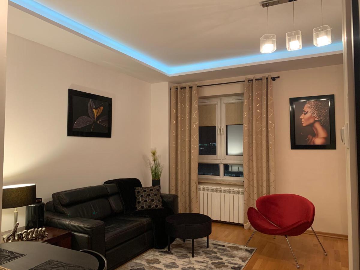 Apartment Platinum Tower Brownie Apart