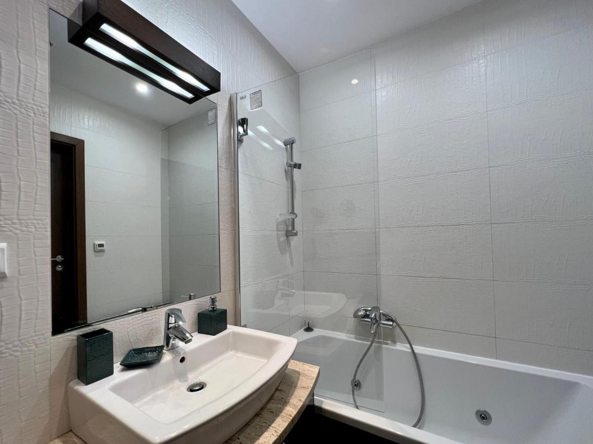 Platinum Tower Green Star Apart * Warschau