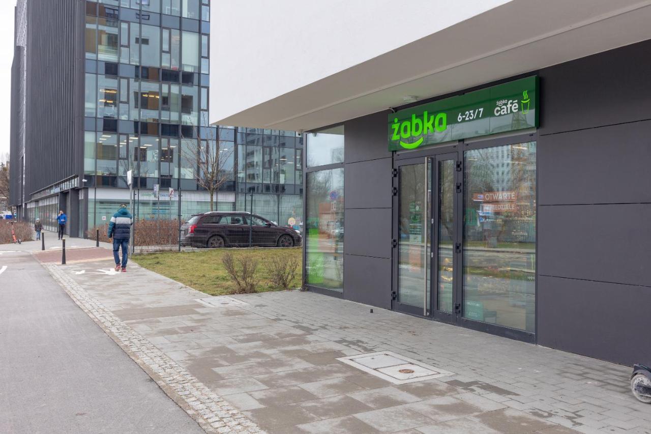 Brand New Business Apartment
