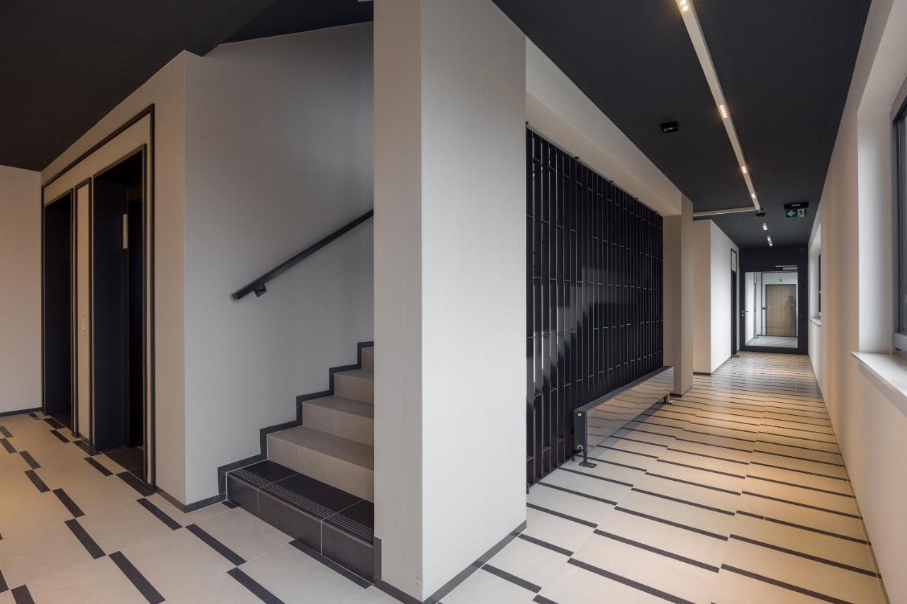 Brand New Business Apartment