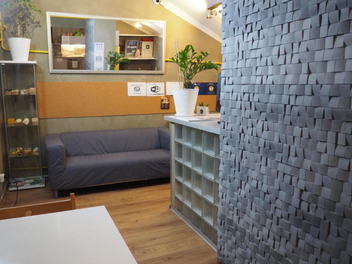 New World St And Private Hostel