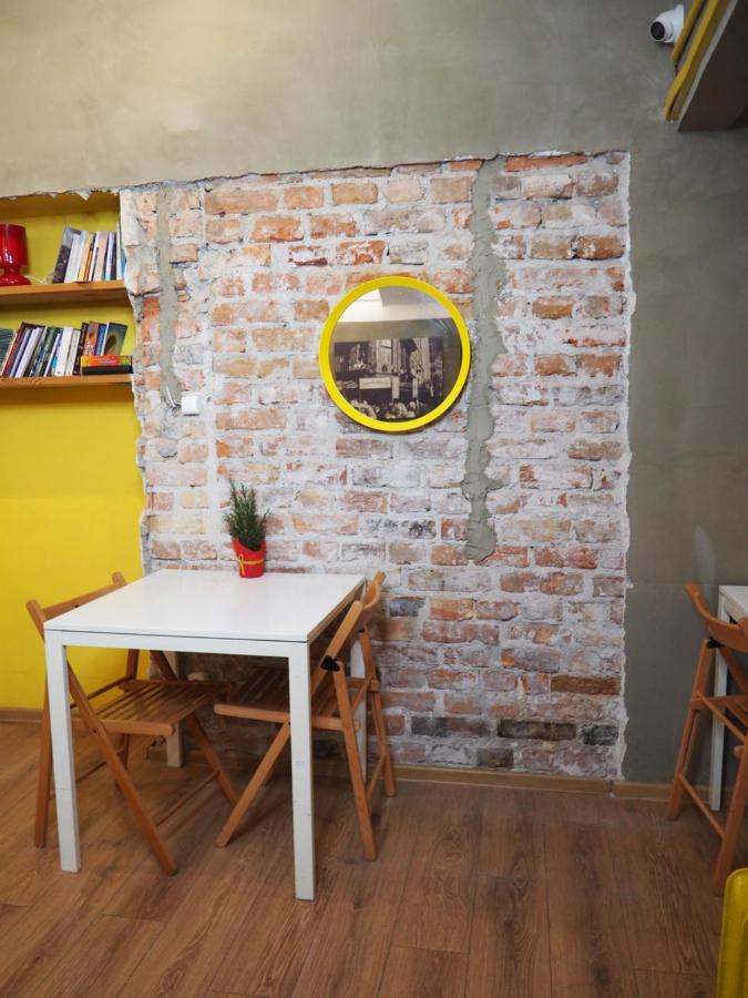 Hostel New World St And Private
