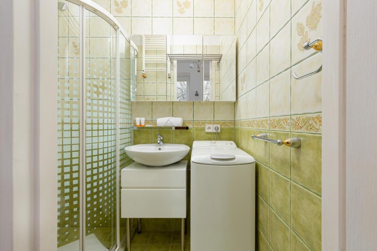 Apartment Downtown By The Park By Renters Warsaw
