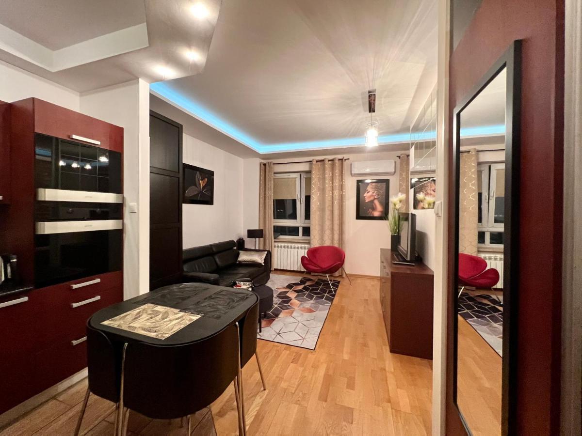 Apartment Platinum Tower Brownie Apart Warschau