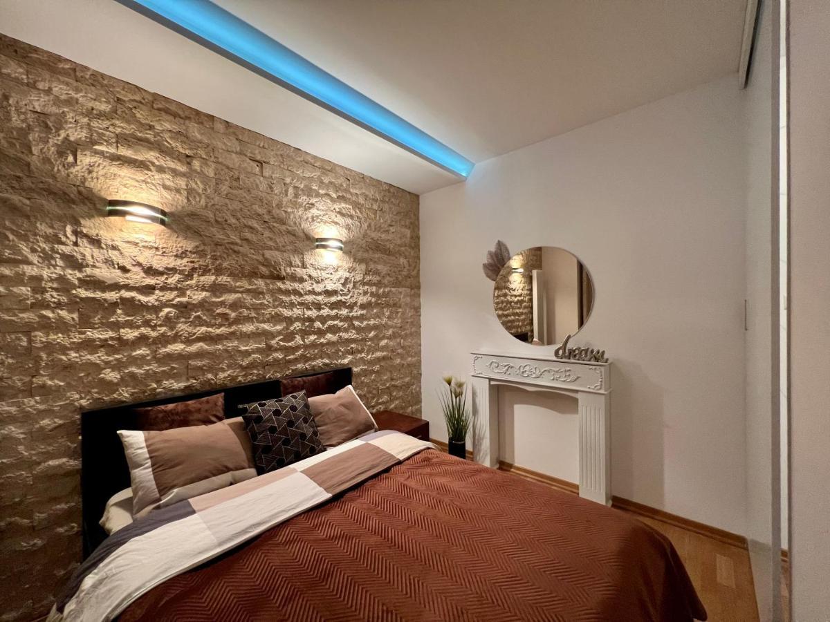 Apartment Platinum Tower Brownie Apart Warschau