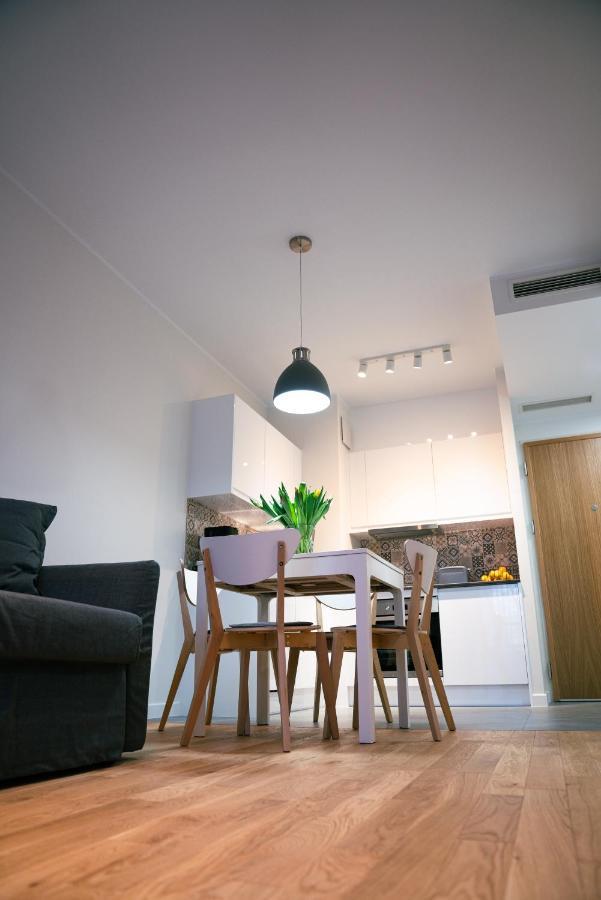 Apartment Apartament Przy Arsenale Z Miejscem Parkingowym *