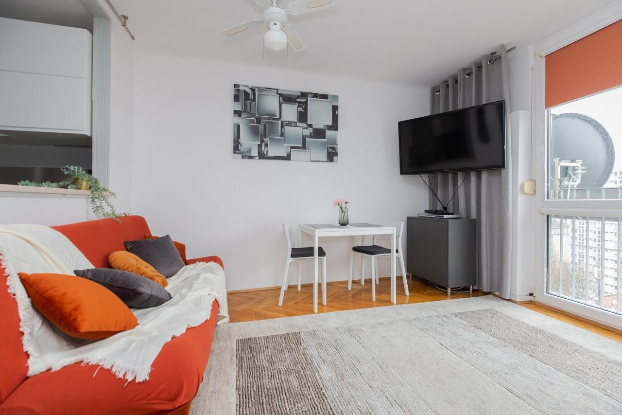 Shortstaypoland Chlodna Apartment *