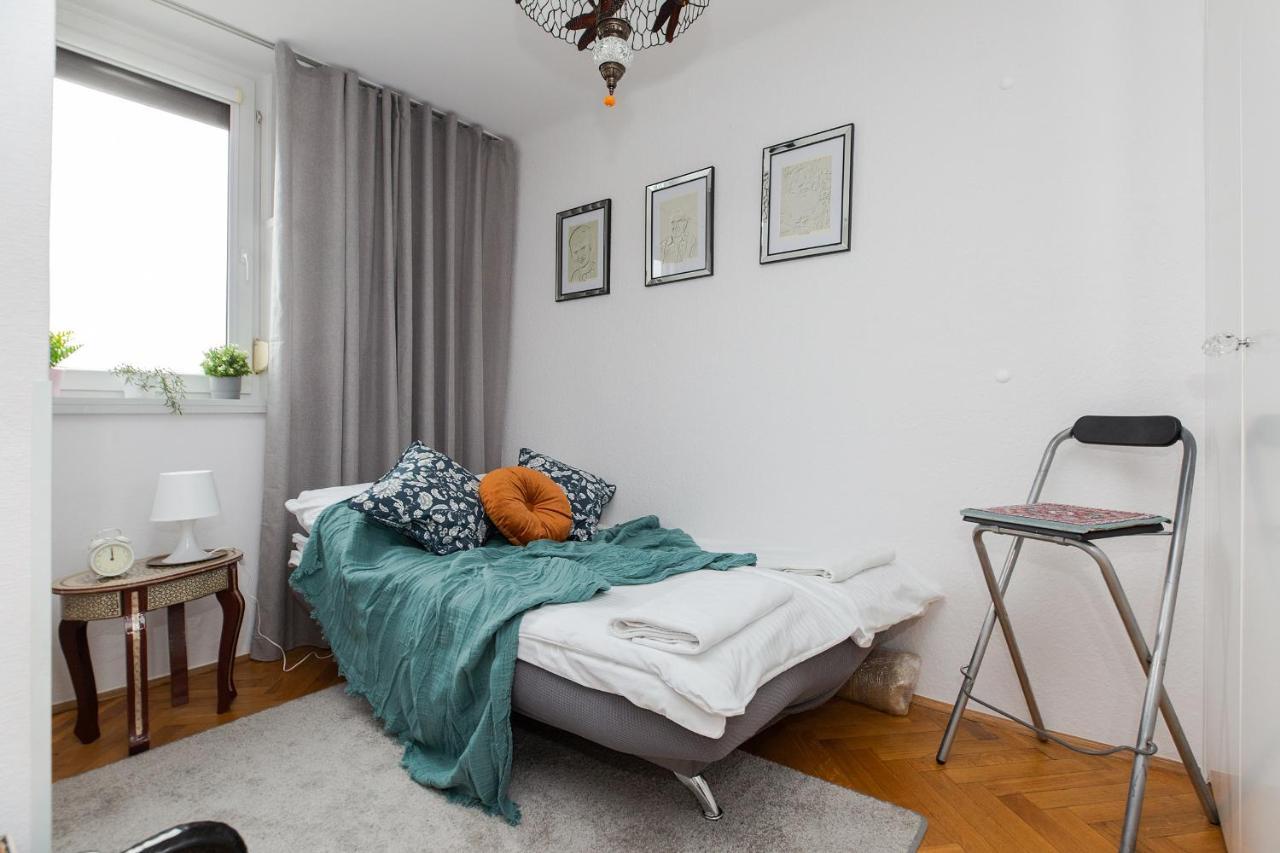 Shortstaypoland Chlodna Apartment