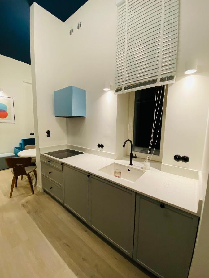 1 Syp, Kawa Vertuo, Kosmetyki Ada, 3 Min Metro Wilenska, By Visitwarsaw Apartment *