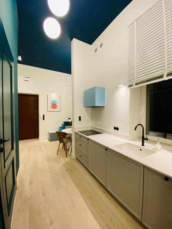 1 Syp, Kawa Vertuo, Kosmetyki Ada, 3 Min Metro Wilenska, By Visitwarsaw Apartment Warschau