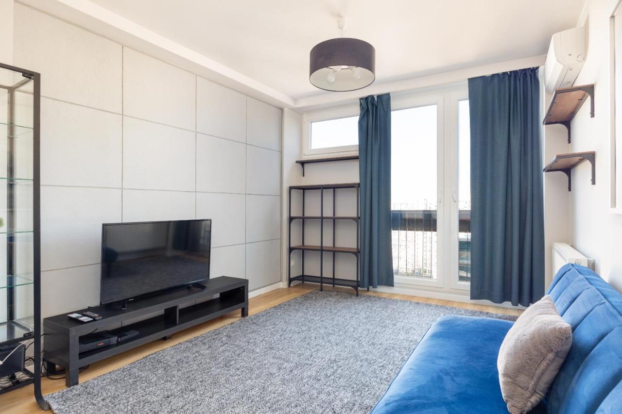 Apartment Park Mirowski Blue *