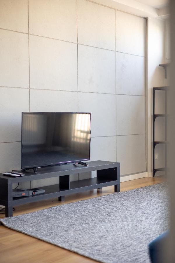 Park Mirowski Blue Apartment Warsaw